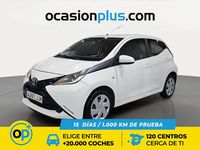 Usado Toyota Aygo City 68 CV (50 kW) 2015 Blanco Utilitario