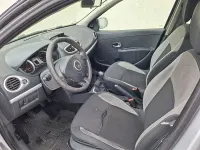 Usado Renault Clio II Authentique 75 CV (55 kW) 2011 Gris / plata Berlina