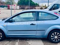 Usado Ford Focus Trend 109 CV (80 kW) 2007 Azul Berlina