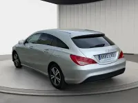 Usado Mercedes CLA200 136 CV (100 kW) 2017 Gris Familiar