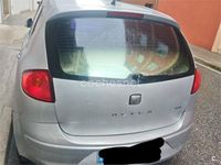 Usado Seat Altea Reference 105 CV (77 kW) 2010 Gris / plata Monovolumen