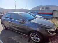 Usado Mercedes A180 Style 109 CV (80 kW) 2013 Gris / plata Berlina