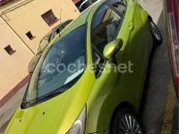 Usado Ford Fiesta Sport 100 CV (73 kW) 2008 Verde Utilitario