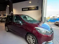 Usado Renault Scénic IV Intens 110 CV (80 kW) 2018 Granate Monovolumen