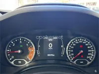 Usado Jeep Renegade Longitude 120 CV (88 kW) 2016 Rojo SUV