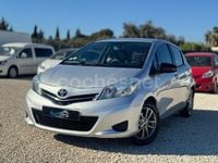 Usado Toyota Yaris Active 90 CV (66 kW) 2012 Gris / plata Utilitario