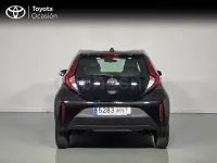 Usado Toyota Aygo X Play 72 CV (52 kW) 2024 Negro SUV