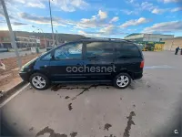 Usado Seat Alhambra Reference 140 CV (102 kW) 2009 Azul Monovolumen