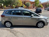 Usado Kia Carens 135 CV (99 kW) 2018 Gris / plata Monovolumen