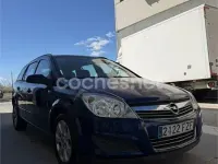 Usado Opel Astra Edition 110 CV (80 kW) 2008 Azul Familiar