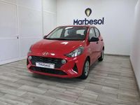 Usado Hyundai i10 67 CV (49 kW) 2020 Rojo Utilitario