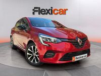 Begagnad Renault Clio V Techno 90 HK (66 kW) 2023 Röd Sedan