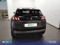Usado Peugeot 3008 Allure 131 CV (96 kW) 2024 Gris SUV