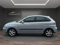 Usado Seat Ibiza Reference 100 CV (73 kW) 2005 Gris / plata Utilitario