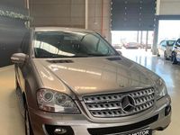 Usado Mercedes ML350 272 CV (200 kW) 2005 Gris SUV