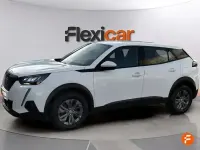 Usado Peugeot 2008 Active 110 CV (80 kW) 2021 Blanco SUV