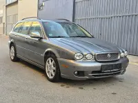 Usado Jaguar X-type Executive 155 CV (114 kW) 2007 Gris / plata Familiar