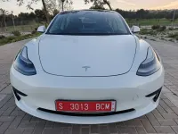 Usado Tesla Model 3 Standard Range 239 kW (325 CV) 2021 Blanco Berlina