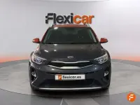 Usado Kia Stonic 120 CV (88 kW) 2018 Gris SUV