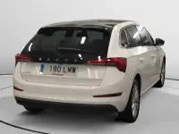 Usado Skoda Scala Style 110 CV (80 kW) 2021 Blanco Utilitario