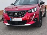 Usado Peugeot 2008 GT 130 CV (95 kW) 2021 Rojo SUV