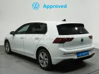 Usado VW Golf VIII Life 115 CV (84 kW) 2023 Blanco Berlina