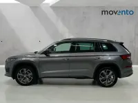 Usado Skoda Kodiaq SportLine 150 CV (110 kW) 2023 Gris / plata SUV