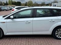Usado Ford Mondeo Trend 140 CV (102 kW) 2009 Blanco Familiar