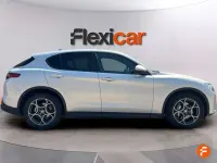 Usado Alfa Romeo Stelvio Sprint 190 CV (139 kW) 2022 Gris SUV