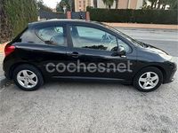 Usado Peugeot 207 95 CV (69 kW) 2007 Negro Berlina
