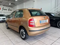 Usado Skoda Fabia Comfort 75 CV (55 kW) 2001 Marrón Berlina