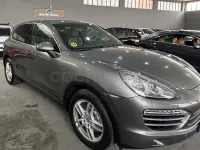 Usado Porsche Cayenne 240 CV (176 kW) 2011 Gris / plata SUV