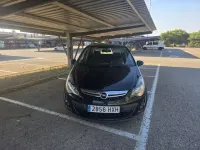 Usado Opel Corsa Selective 86 CV (63 kW) 2014 Negro Utilitario