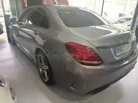 Usado Mercedes C220 AMG line 170 CV (125 kW) 2016 Gris / plata Berlina
