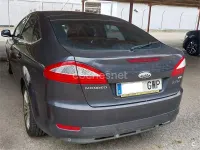 Usado Ford Mondeo Titanium 140 CV (102 kW) 2010 Gris / plata Berlina
