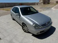 Usado Citroën Xsara Exclusive 90 CV (66 kW) 2003 Gris / plata Berlina