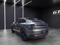 Usado Porsche Cayenne Turbo E-Hybrid 740 CV (544 kW) 2024 Gris SUV