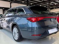 Usado Seat Leon FR 150 CV (110 kW) 2021 Azul Familiar