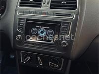 Usado VW Polo Advance 90 CV (66 kW) 2016 Negro Berlina