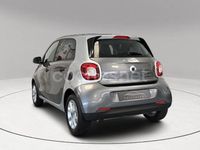 Usado Smart ForFour 71 CV (52 kW) 2018 Gris / plata Utilitario