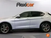 Usado Alfa Romeo Stelvio Sprint 190 CV (139 kW) 2022 Gris SUV