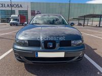 Usado Seat Toledo Stella 105 CV (77 kW) 2003 Azul Berlina