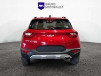 Usado Kia Stonic 101 CV (74 kW) 2022 Rojo SUV