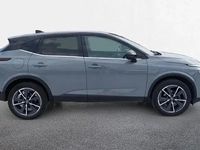Usado Nissan Qashqai Tekna 158 CV (116 kW) 2022 Katana grey con techo midnight SUV