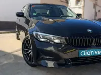 Usado BMW 318 150 CV (110 kW) 2019 Azul Berlina