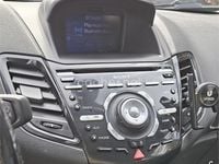 Usado Ford Fiesta Titanium 100 CV (73 kW) 2014 Beige Berlina