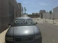Usado Audi A4 130 CV (95 kW) 2004 Gris / plata Familiar