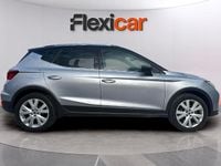 Usado Seat Arona Xperience 110 CV (80 kW) 2022 Gris SUV