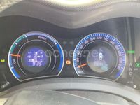 Usado Toyota Auris Hybrid Advance 136 CV (100 kW) 2011 Blanco Berlina