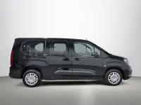 Usado Opel Combo Life 102 CV (75 kW) 2022 Negro Monovolumen